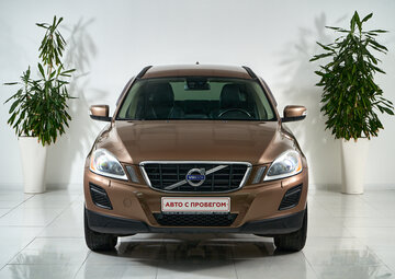 Volvo XC60 Вид 2
