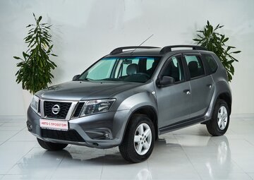 Nissan Terrano Вид 1