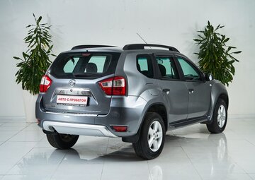 Nissan Terrano Вид 5