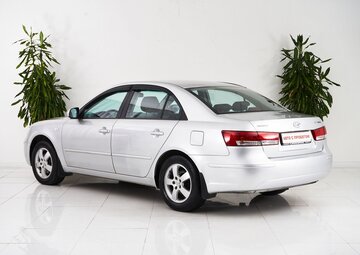 Hyundai Sonata Вид 4