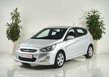 Hyundai Solaris Вид 1